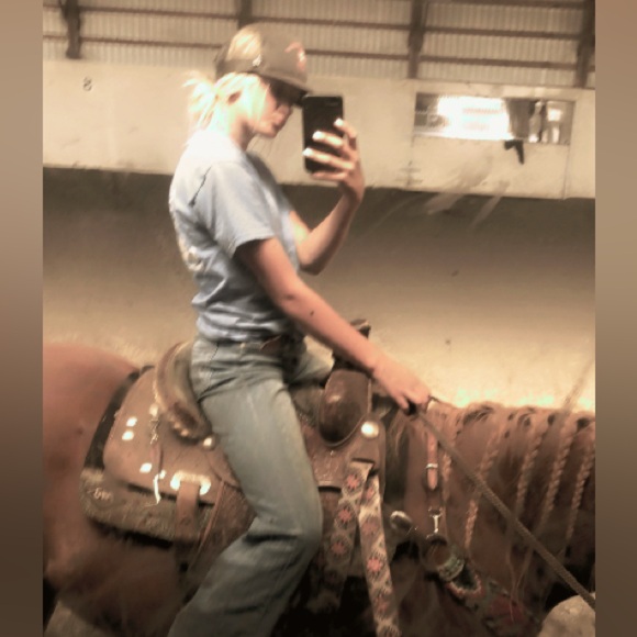 Meet your Posher, Mozzy - Picture 3 of 6